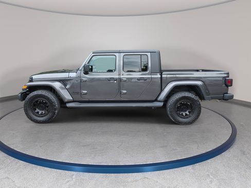Used 2023 Jeep Gladiator Sport AWD/4WD image 3