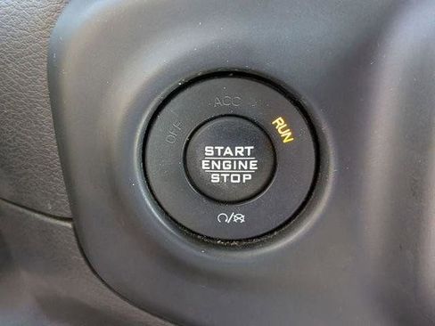 Certified 2019 Jeep Wrangler Unlimited Sahara w/ Quick Order Package 24M Moab AWD/4WD image 19