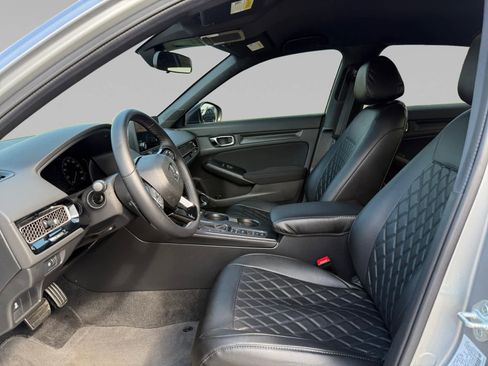 Used 2025 Honda Civic Sport image 9