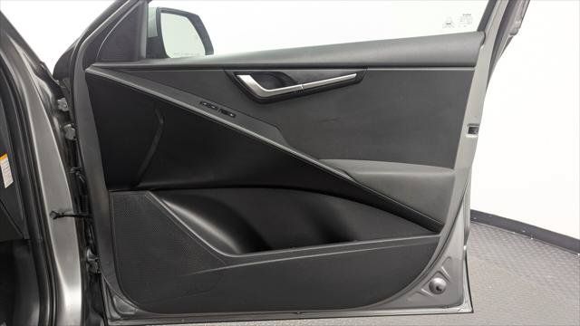 Used 2024 Kia Niro LX FWD image 23