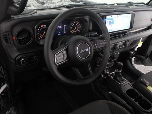 New 2026 Jeep Wrangler Unlimited Rubicon image 8