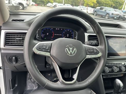 Used 2021 Volkswagen Atlas SEL Premium AWD/4WD image 17