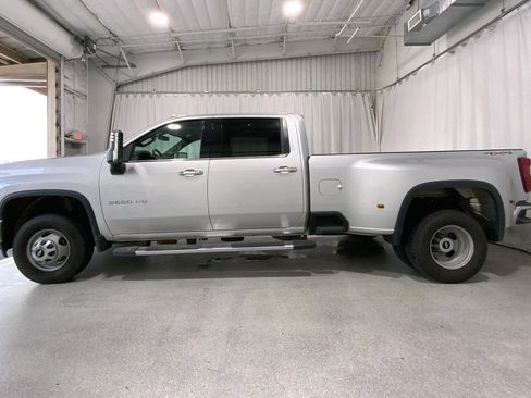 Used 2021 Chevrolet Silverado 3500 LTZ w/ LTZ Convenience Package AWD/4WD image 26