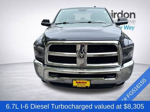 Used 2015 RAM 2500 Tradesman w/ Chrome Appearance Group AWD/4WD image 2