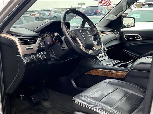 Used 2015 GMC Yukon XL Denali w/ Touring Package image 12