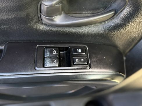 Used 2019 Nissan Titan S w/ S Utility Package AWD/4WD image 17
