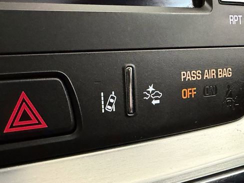 Used 2017 GMC Acadia Limited SLT image 26