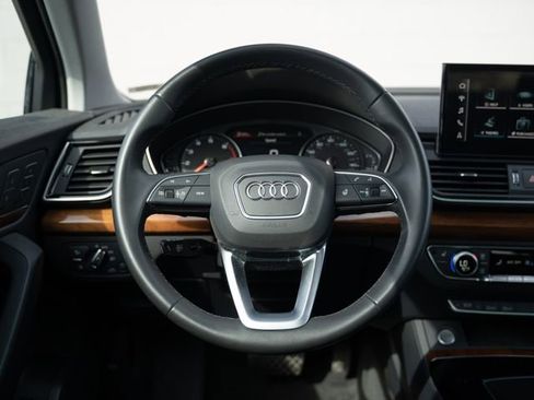 Used 2023 Audi Q5 2.0T Premium w/ Convenience Package image 23