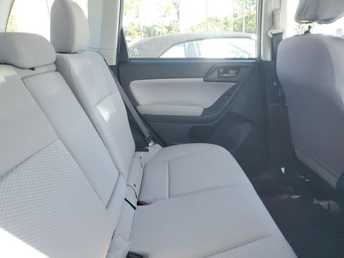 Used 2017 Subaru Forester 2.5i Premium w/ All-Weather Package AWD/4WD image 10