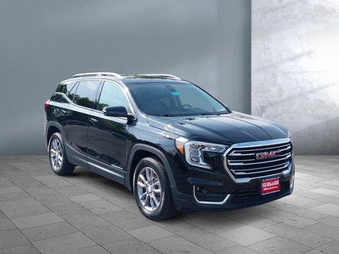 Used 2024 GMC Terrain SLT image 8