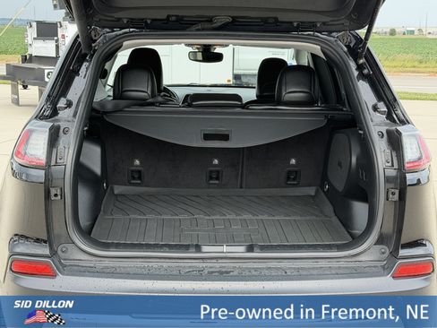 Used 2020 Jeep Cherokee Limited AWD/4WD image 5
