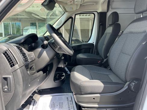 New 2026 RAM ProMaster 2500 w/ Convenience Group image 12