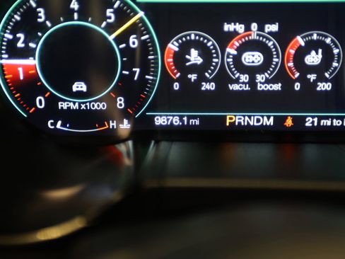 Used 2020 Ford Mustang Shelby GT500 w/ Technology Package RWD image 21