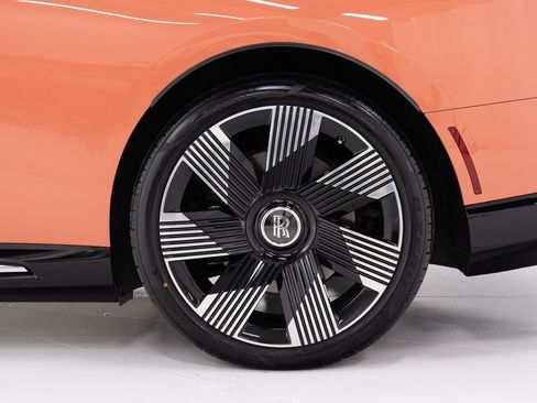 Certified 2024 Rolls-Royce Spectre w/ Spectre Launch Package AWD/4WD image 42