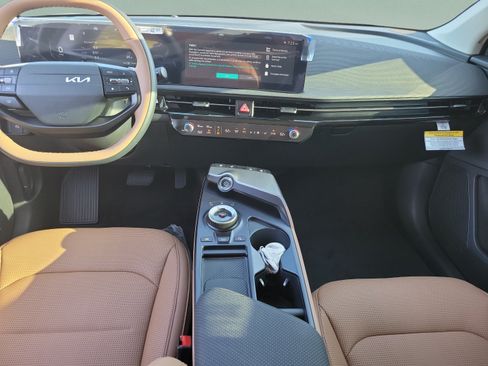 New 2026 Kia EV6 Wind RWD image 9