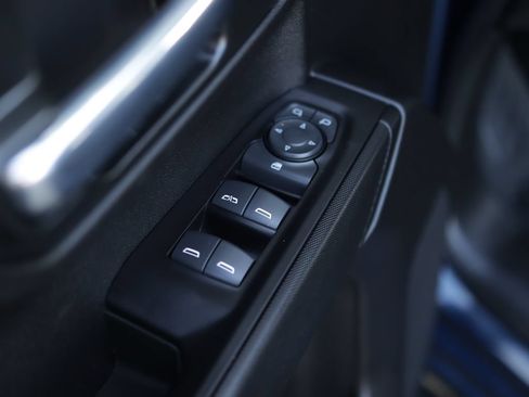 Used 2022 Chevrolet Silverado 1500 Custom w/ LPO, Dark Essentials Package AWD/4WD image 23