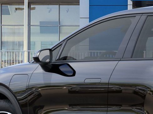 New 2026 Chevrolet Equinox EV LT image 12