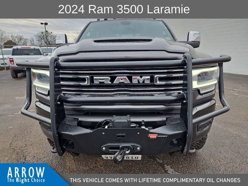 Used 2024 RAM 3500 Laramie w/ Sport Appearance Package image 3