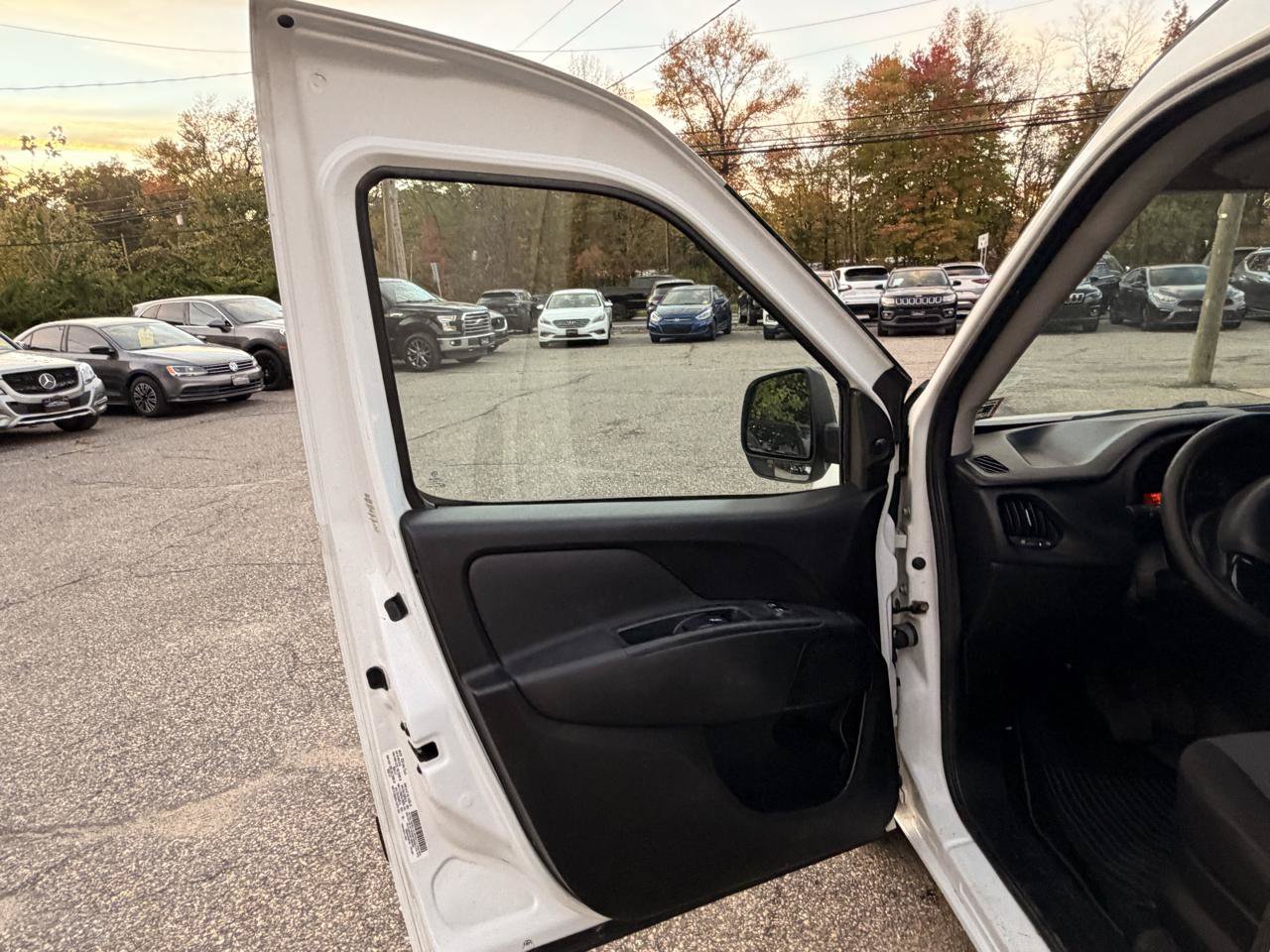 Used 2015 RAM ProMaster City Tradesman FWD image 15