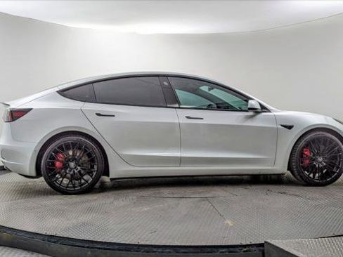 Used 2021 Tesla Model 3 Performance image 8