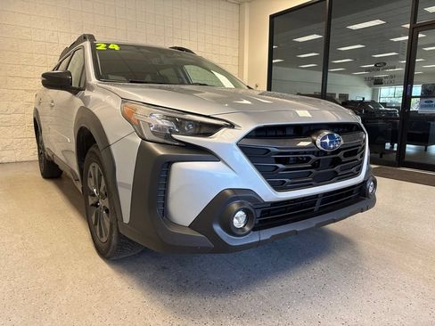 Used 2024 Subaru Outback Onyx Edition XT AWD/4WD image 37