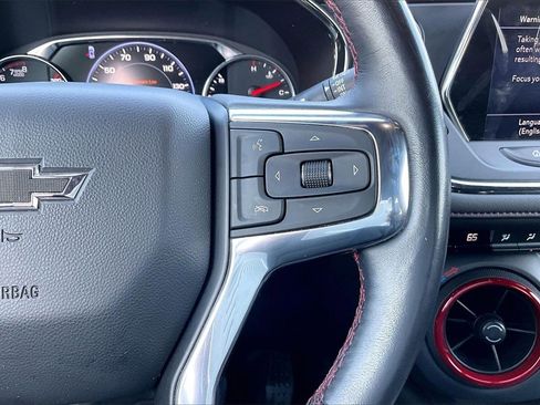 Used 2022 Chevrolet Blazer RS w/ Enhanced Convenience Package image 11