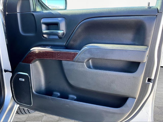 Used 2017 GMC Sierra 1500 SLT AWD/4WD image 12