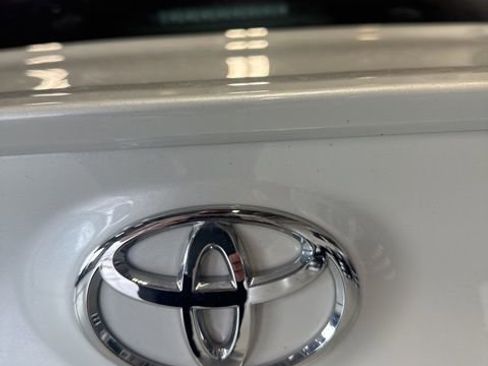 Used 2020 Toyota Camry XSE w/ Driver Assist Package image 13