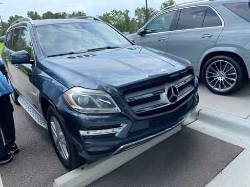 Used 2014 Mercedes-Benz GL 450 4MATIC image 1