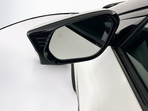 Used 2024 Kia EV6 Light RWD image 16