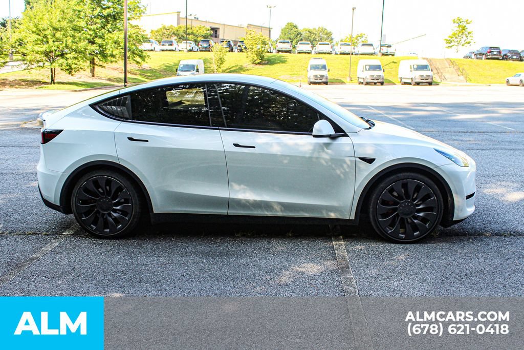 Used 2023 Tesla Model Y Performance AWD/4WD image 8