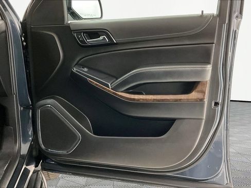Used 2019 Chevrolet Tahoe LS AWD/4WD image 23