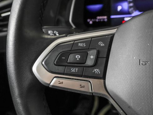 Used 2022 Volkswagen Jetta SE image 28