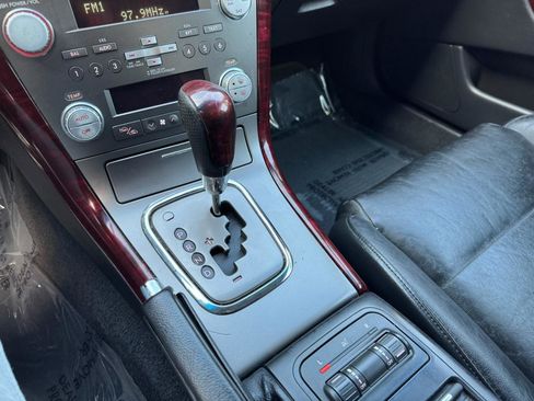 Used 2007 Subaru Outback 2.5i Limited image 34