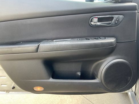 Used 2011 MAZDA MAZDA6 i Touring FWD image 12