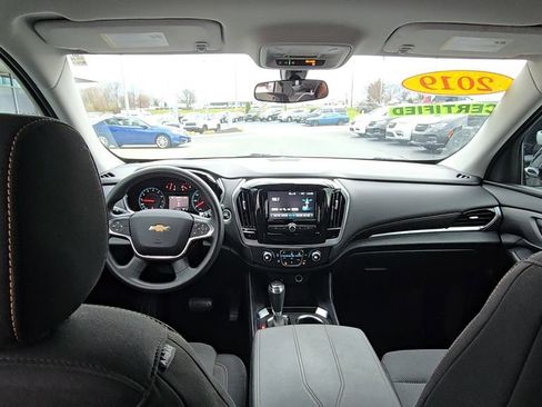 Used 2019 Chevrolet Traverse LS image 21