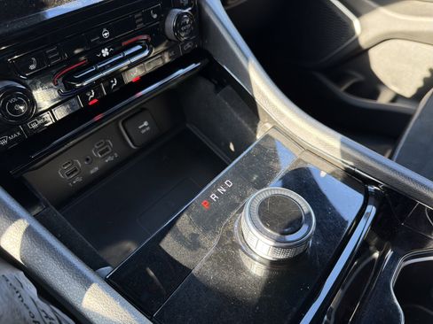 Used 2021 Jeep Grand Cherokee L Laredo image 22