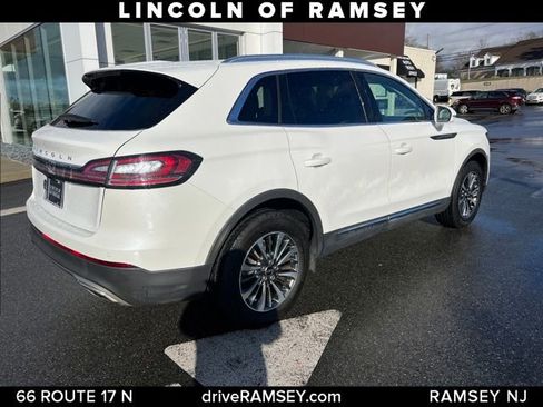 Used 2023 Lincoln Nautilus AWD w/ Premium Package image 6