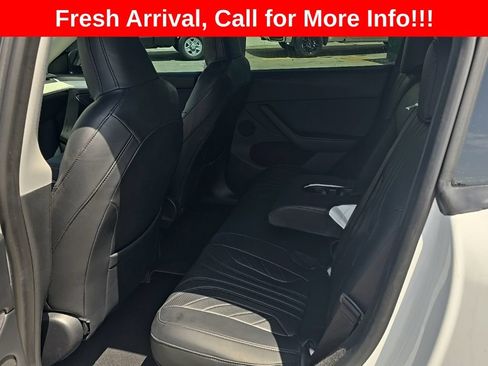 Used 2023 Tesla Model Y Long Range AWD/4WD image 15