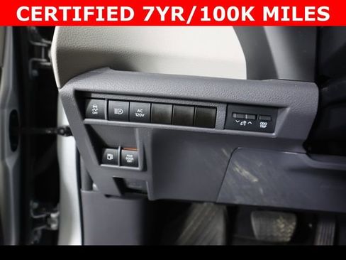 Used 2024 Toyota Sienna XLE w/ XLE Plus Package AWD/4WD image 21