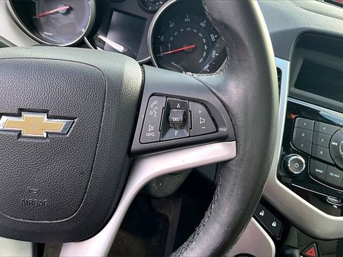 Used 2014 Chevrolet Cruze LT w/ All-Star Edition image 17