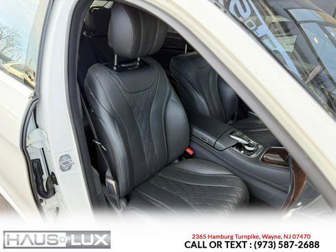 Used 2019 Mercedes-Benz S 560 4MATIC Sedan w/ AMG Line Exterior image 28