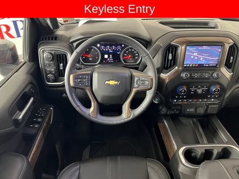 Used 2020 Chevrolet Silverado 2500 High Country w/ Technology Package AWD/4WD image 15