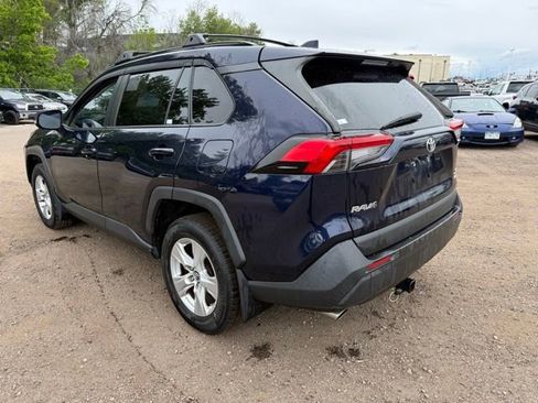 Used 2019 Toyota RAV4 XLE w/ Convenience Package AWD/4WD image 3