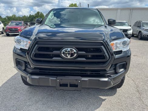 Used 2023 Toyota Tacoma SR AWD/4WD image 3