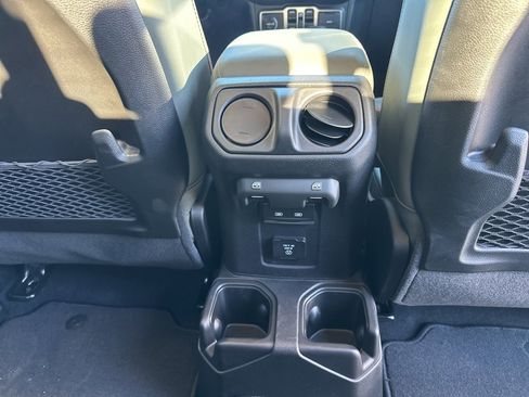 New 2025 Jeep Gladiator Mojave image 48