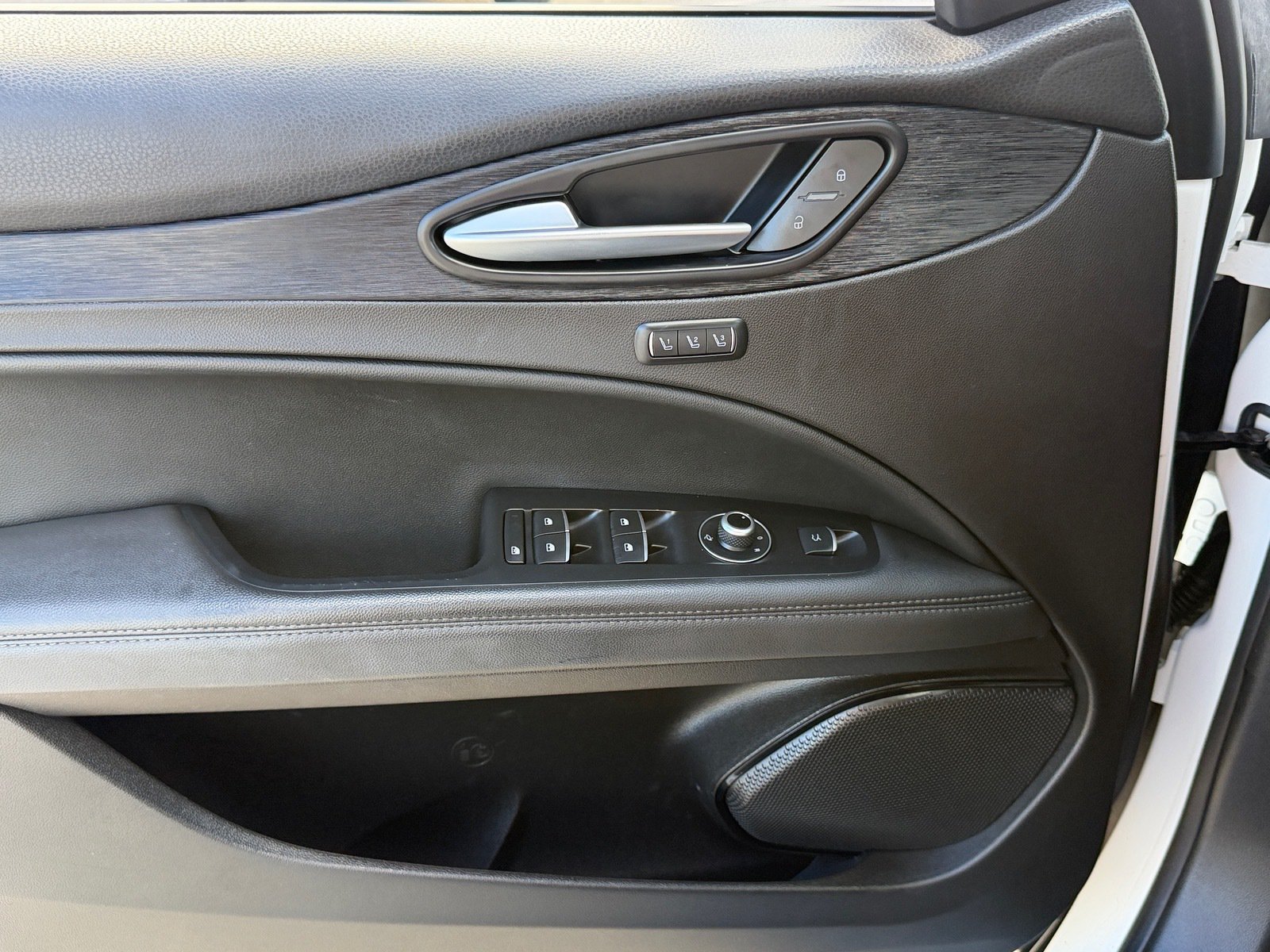 Used 2024 Alfa Romeo Stelvio Sprint RWD image 36