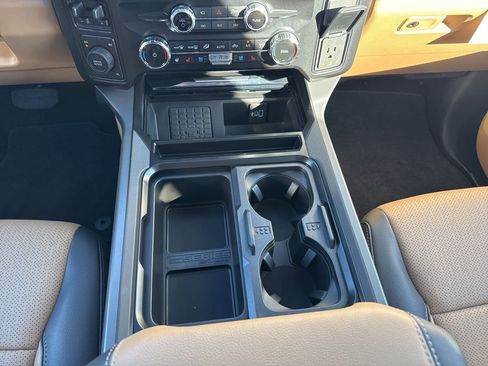 Used 2026 Ford F450 Lariat w/ FX4 Off-Road Package AWD/4WD image 21