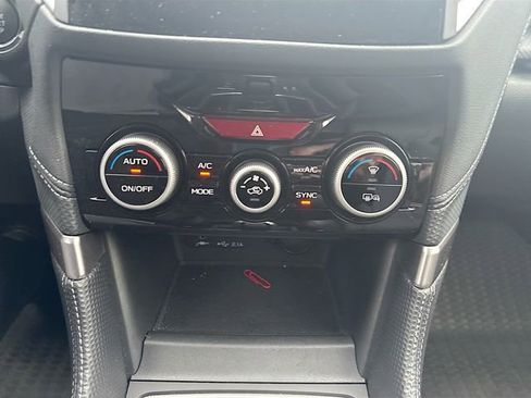 Used 2023 Subaru Forester Limited image 15