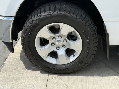 Used 2021 RAM 1500 Big Horn AWD/4WD image 12